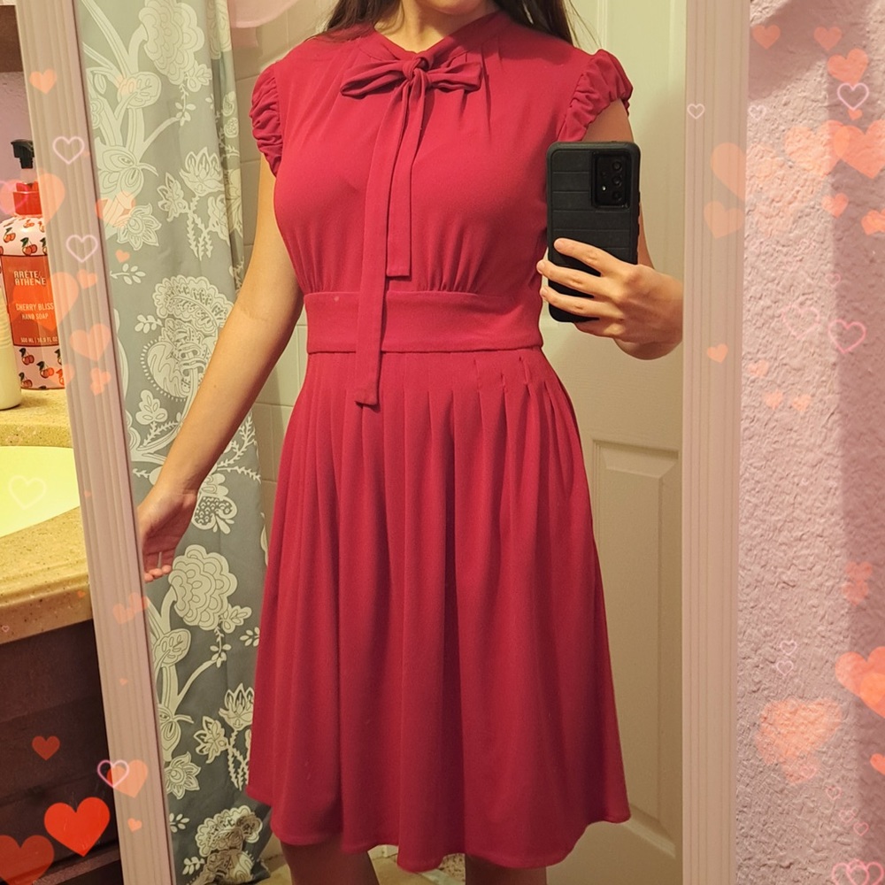 Size M Vintage Red Button Up Dress